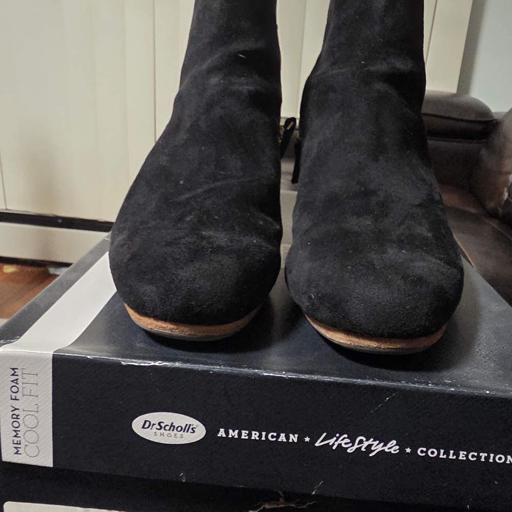 Dr. Scholl's Women's Black Ankle Booties